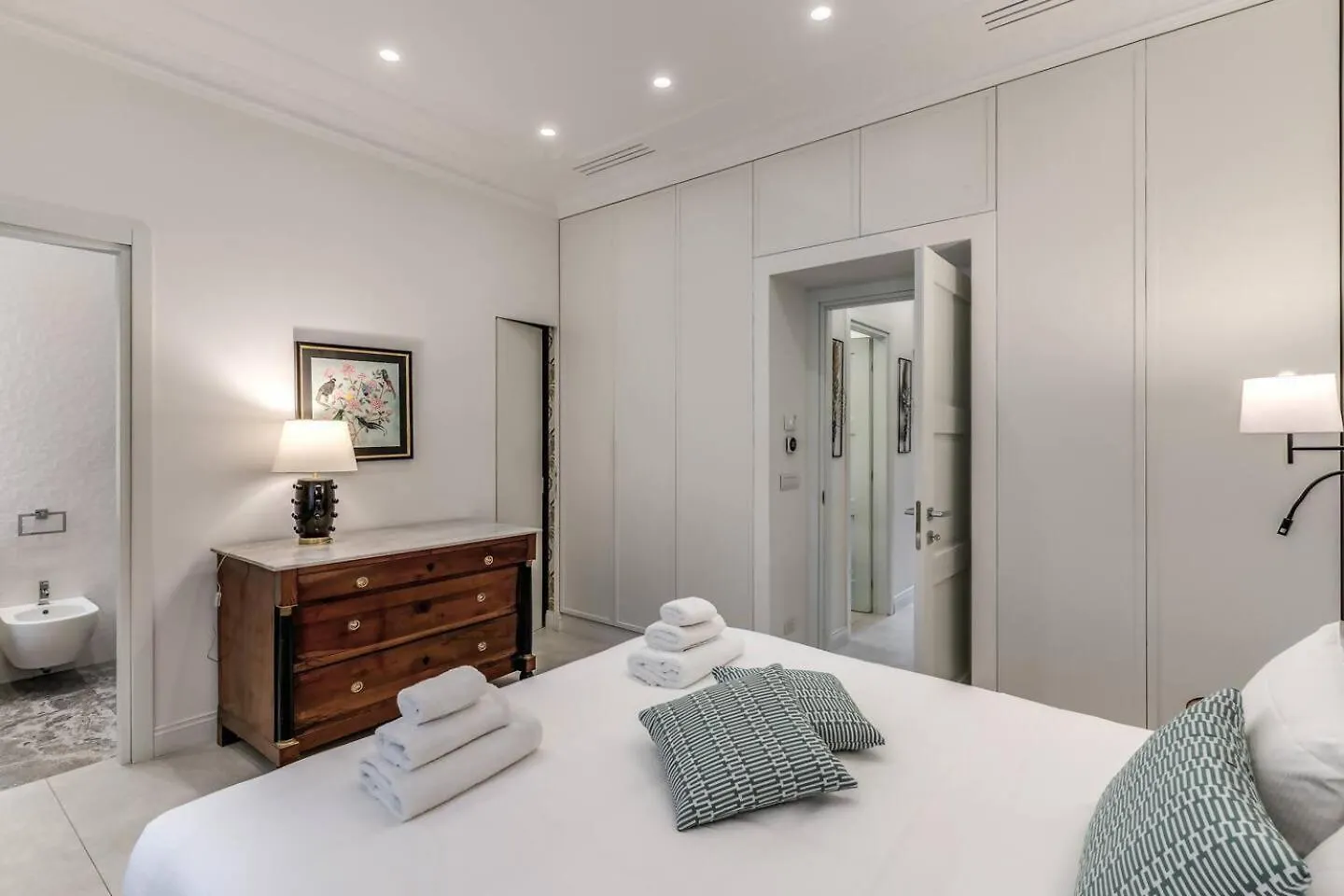 Luxury Flat With Terrace By Historic Center Appartement Rome 0*,  Italië