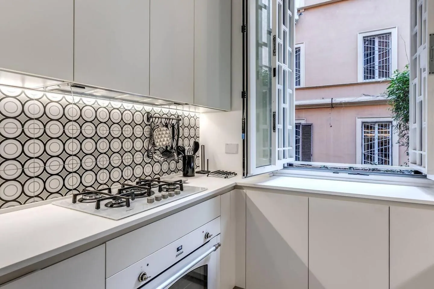 Luxury Flat With Terrace By Historic Center Appartement Rome