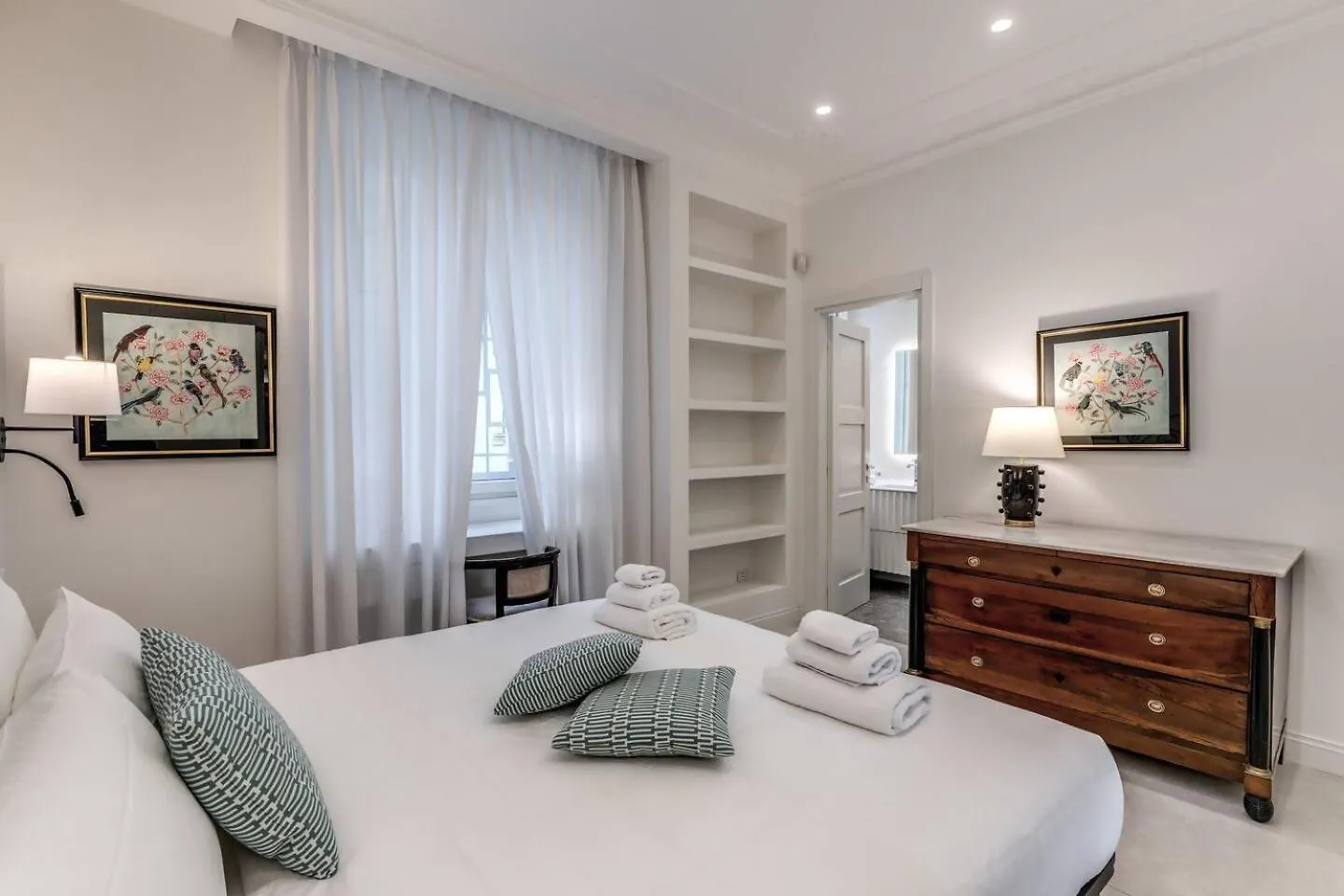 Luxury Flat With Terrace By Historic Center Appartement Rome Italië